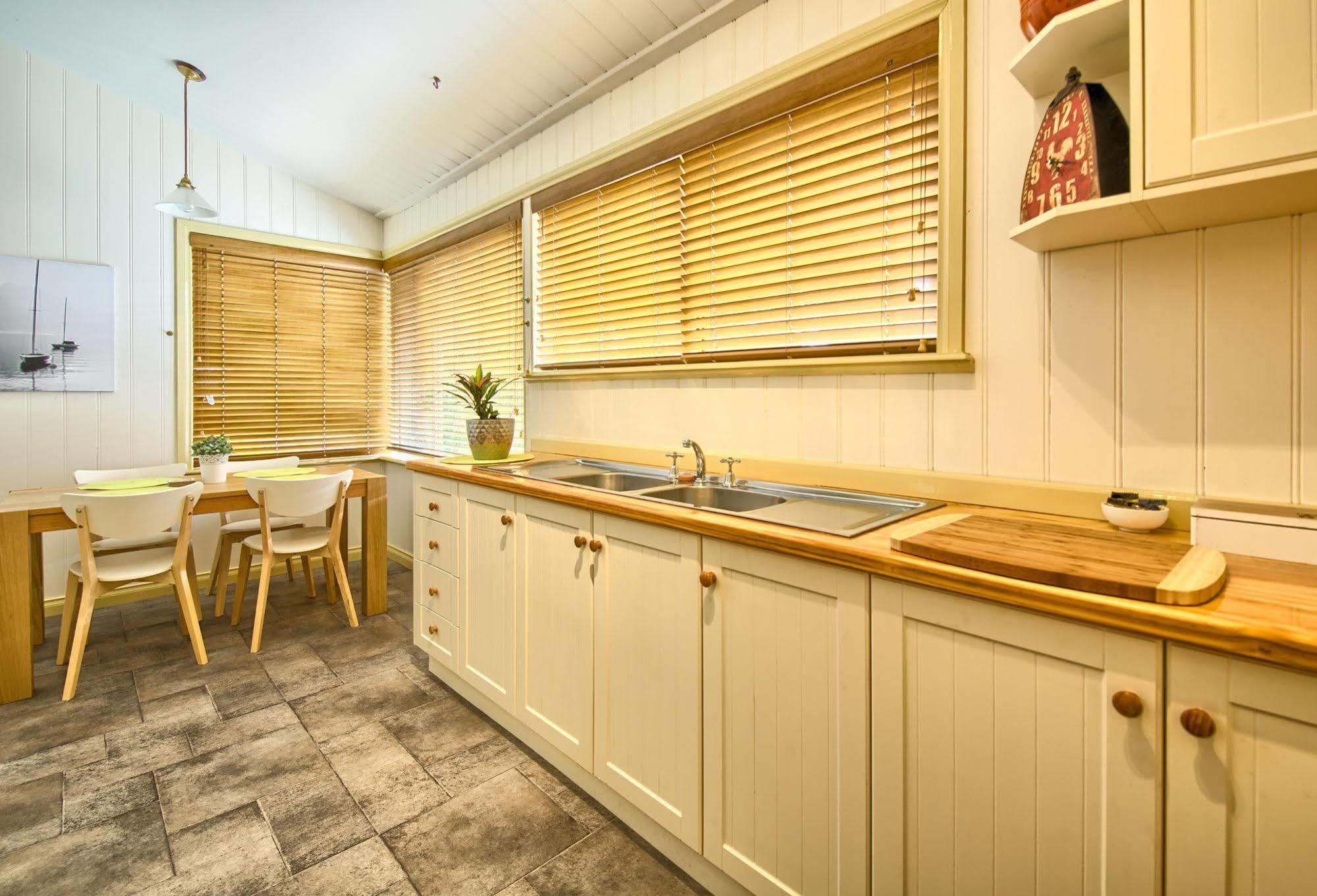 Spencer Suites แอลบานี ภายนอก รูปภาพ