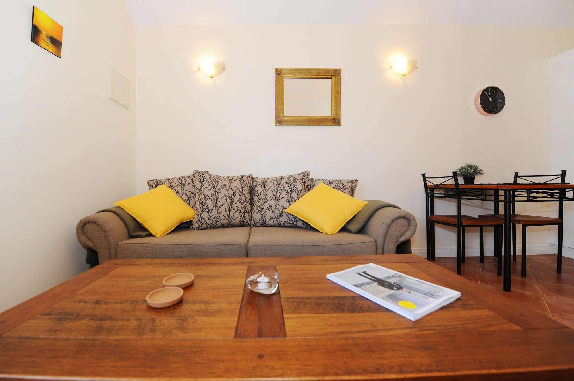 Spencer Suites แอลบานี ภายนอก รูปภาพ